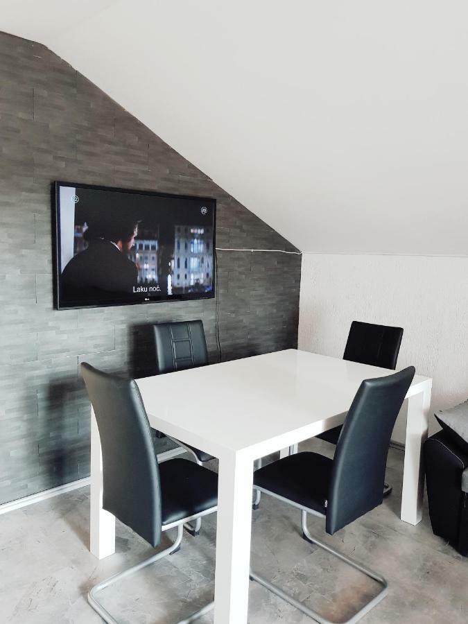 Apartments Marko Vir Extérieur photo